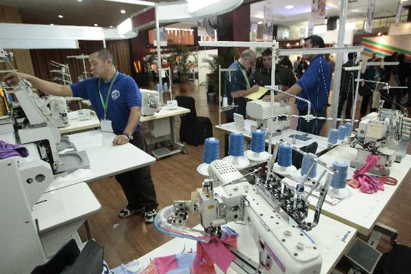 Feria de textiles ofrece oportunidad de negocios para inversionistas (Foto Prensa Libre: A. Interiano)<br _mce_bogus="1"/>