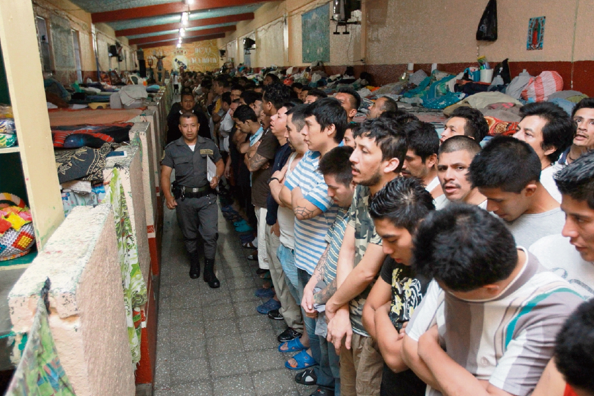 Las cárceles en el país reportan una sobrepoblación del 191%. (Foto Prensa Libre: Hemeroteca PL)