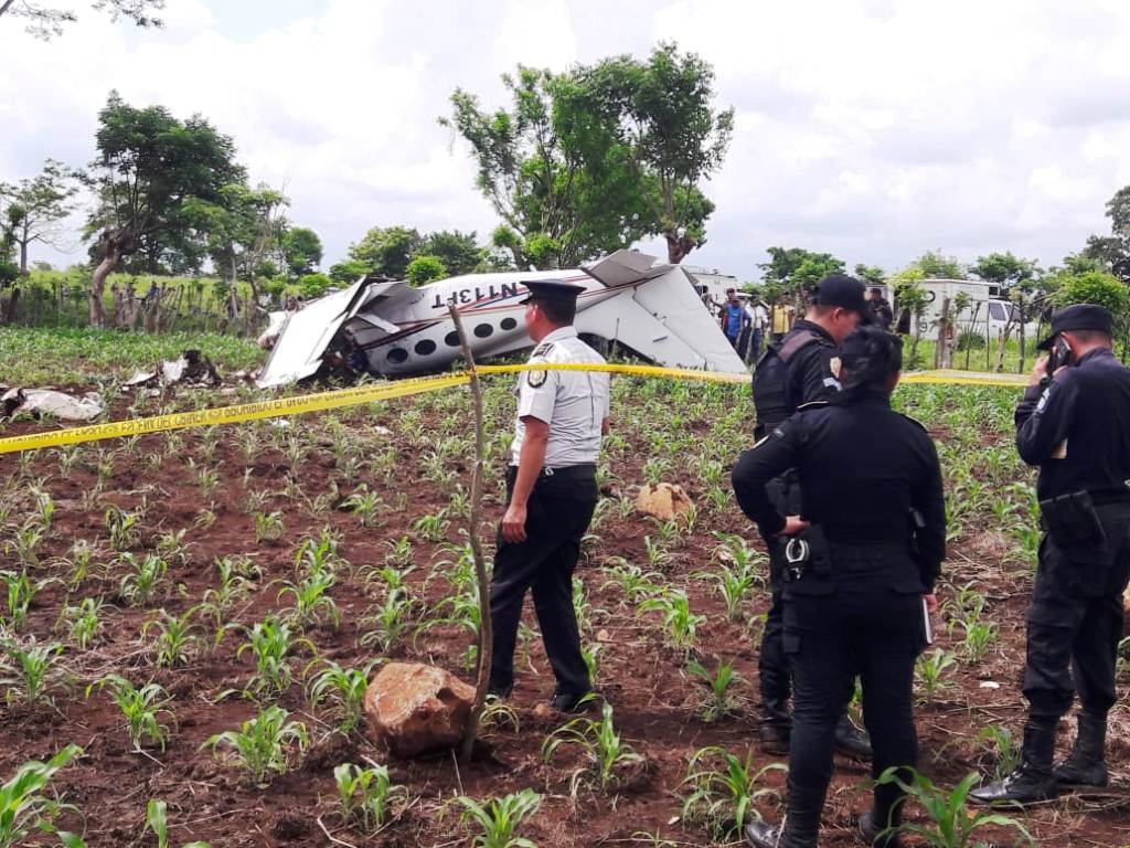 La avioneta con matrícula N113 FT despegó del Aeropuerto Internacional La Aurora; su destino era Petén.