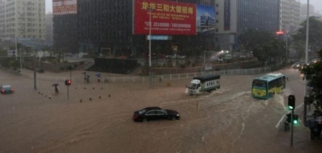 Inundaciones en China han dejado 75 desaparecidos. (Foto Prensa Libre: AP)