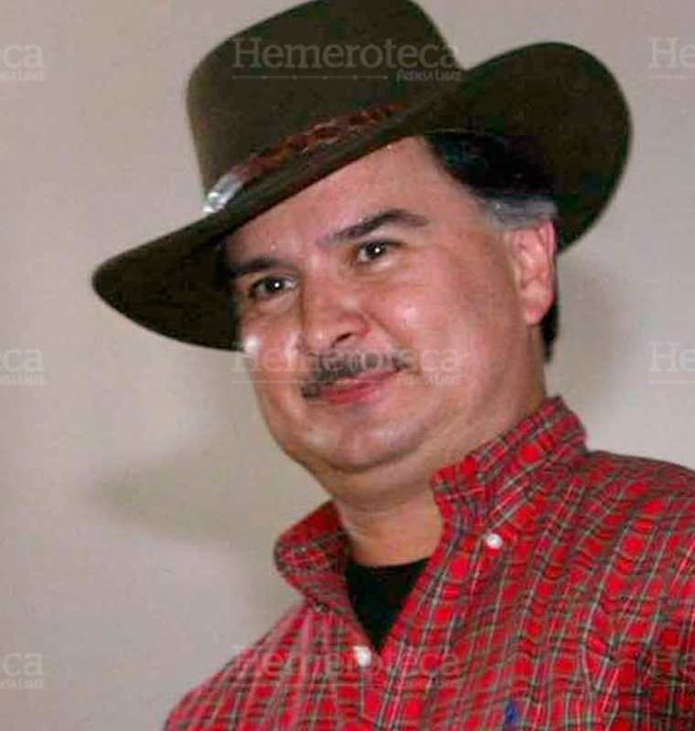 El presidente Alfonso Portillo, con sombrero, durante una actividad en 2003. (Foto: Hemeroteca PL)