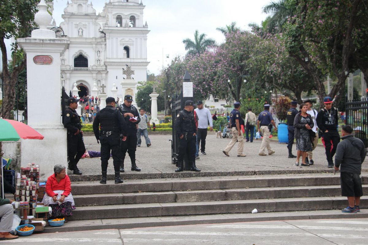 A diferencia de otros años existió más seguridad en Esquipulas. (Foto Prensa Libre: Mario Morales)