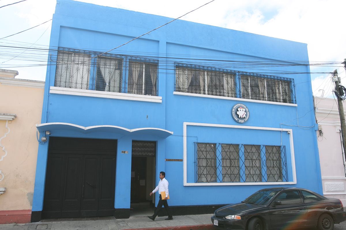 Sede del Instituto de Previsión Social del Periodista, en la 11 calle y 11 avenida, zona 1. (Foto Prensa Libre: Brenda Martínez)
