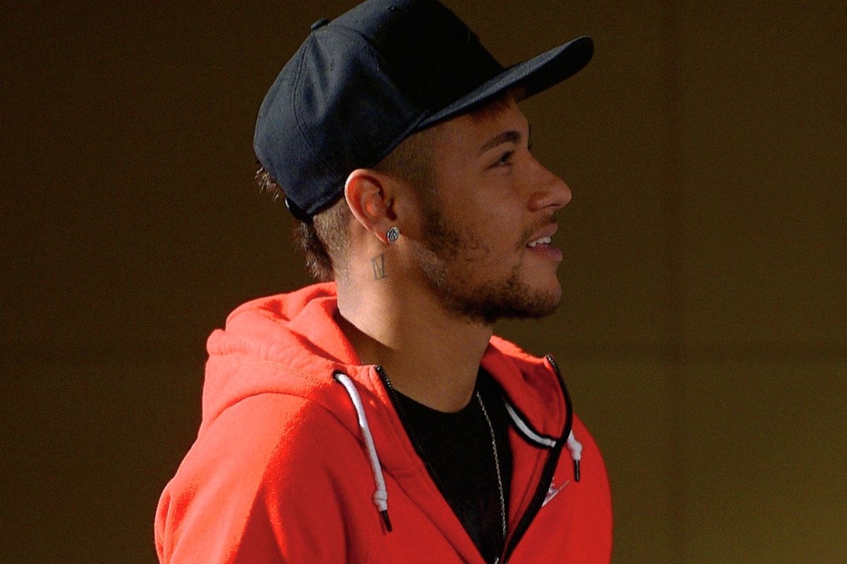 Neymar, en la presentación de la Copa Internacional Mediterráneo que se llevo a cabo en Barcelona. (Foto Prensa Libre: AFP)