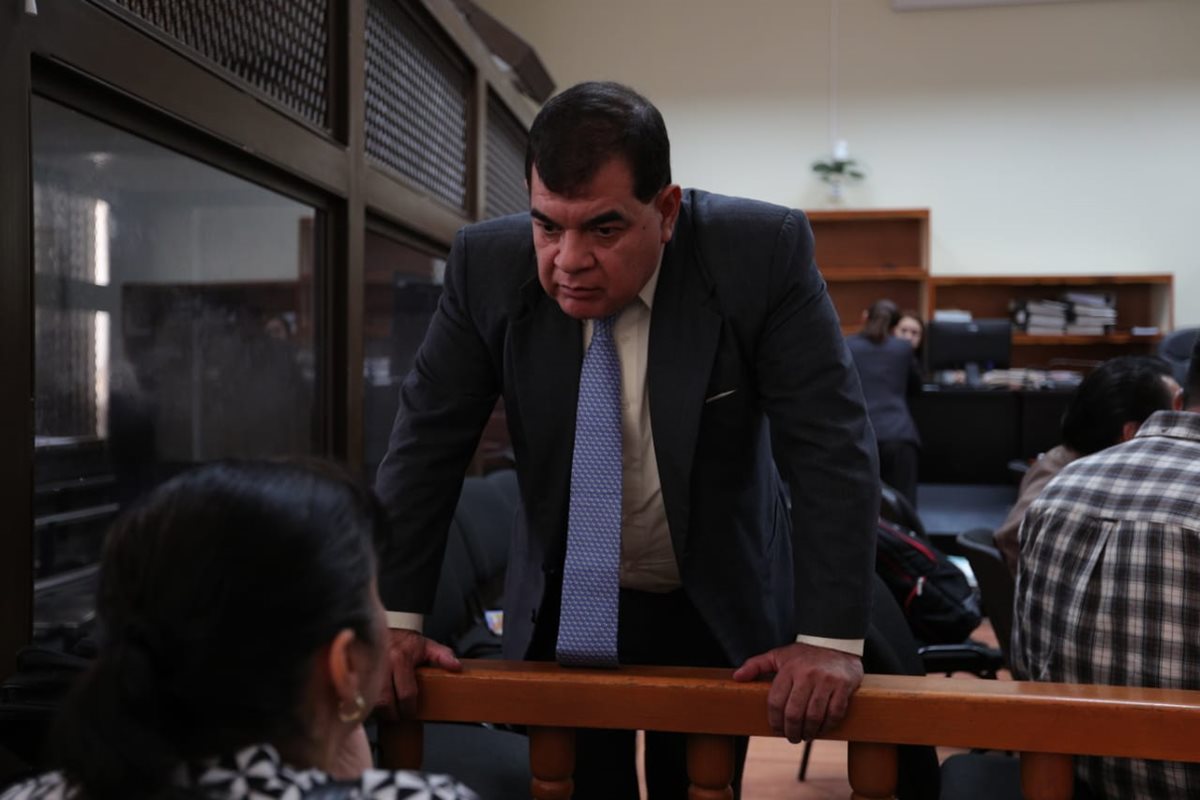 El exfiscal Rony López comparece en audiencia en el caso Manipulación de Justicia. (Foto Prensa Libre: Carlos Hernández)