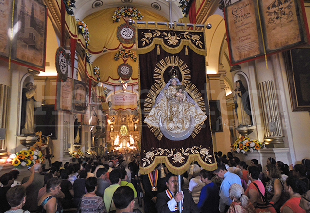 Estandarte de la Cofradía del Rosario del Templo de Santo Domingo. (Foto: Hemeroteca PL)
