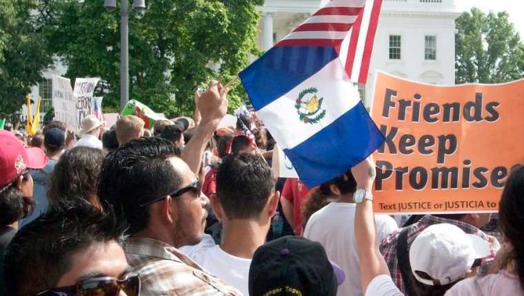 La cantidad de guatemaltecos que viven sin documentos en Estados Unidos aumentó 497% desde 1990 hasta el 2013. (Foto Prensa Libre: Hemeroteca PL)