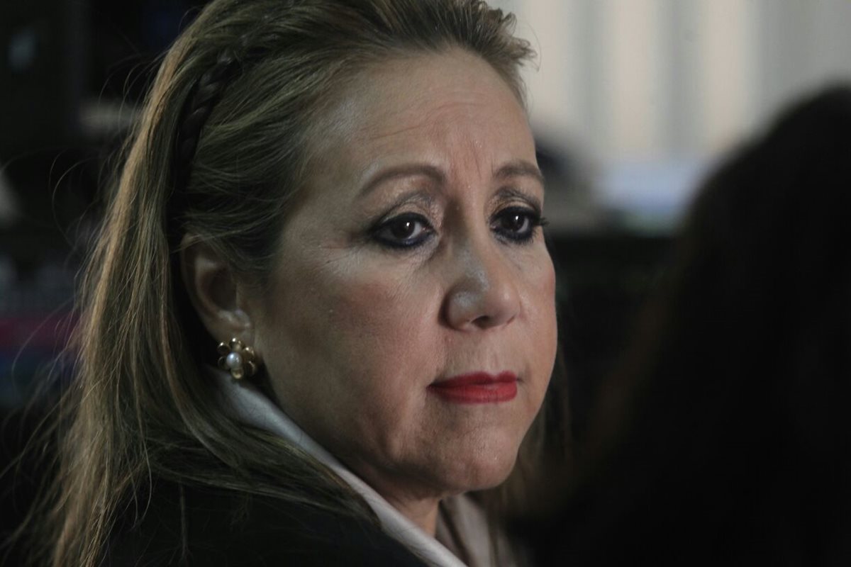 Exmagistrada de CSJ, Blanca Stalling, en la audiencia de primera declaración. (Foto Prensa Libre: Carlos Hernández)