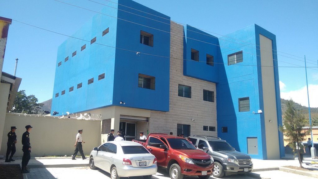 Edificio policial inaugurado en San Rafael Las Flores, Santa Rosa. (Foto Prensa Libre: Oswaldo Cardona).