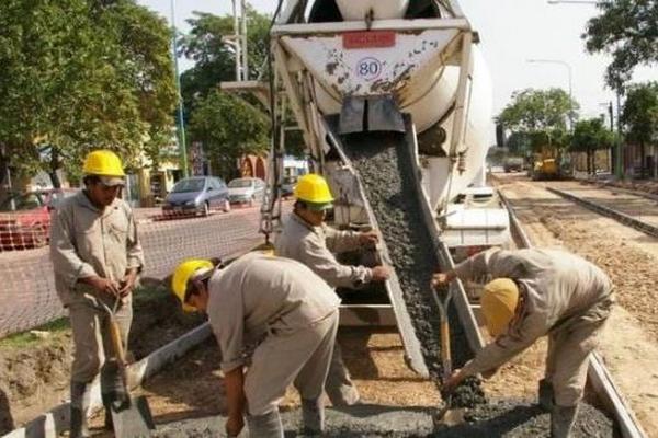 La empresa menciona que el impuesto perjudica a la indistria de la construcción. (Foto Prensa Libre: Archivo)<br _mce_bogus="1"/>