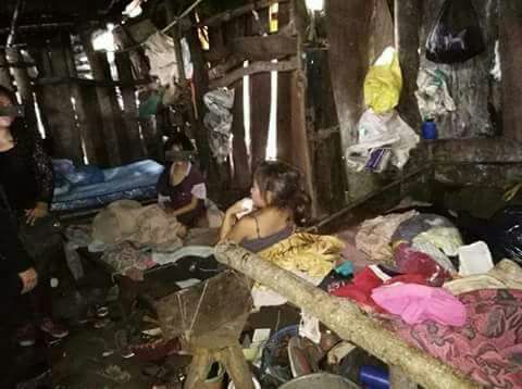 A los menores los mantenían encerrados todo el tiempo en su vivienda en la aldea La Montaña, Moyuta, Jutiapa. (Foto Prensa Libre: PNC)