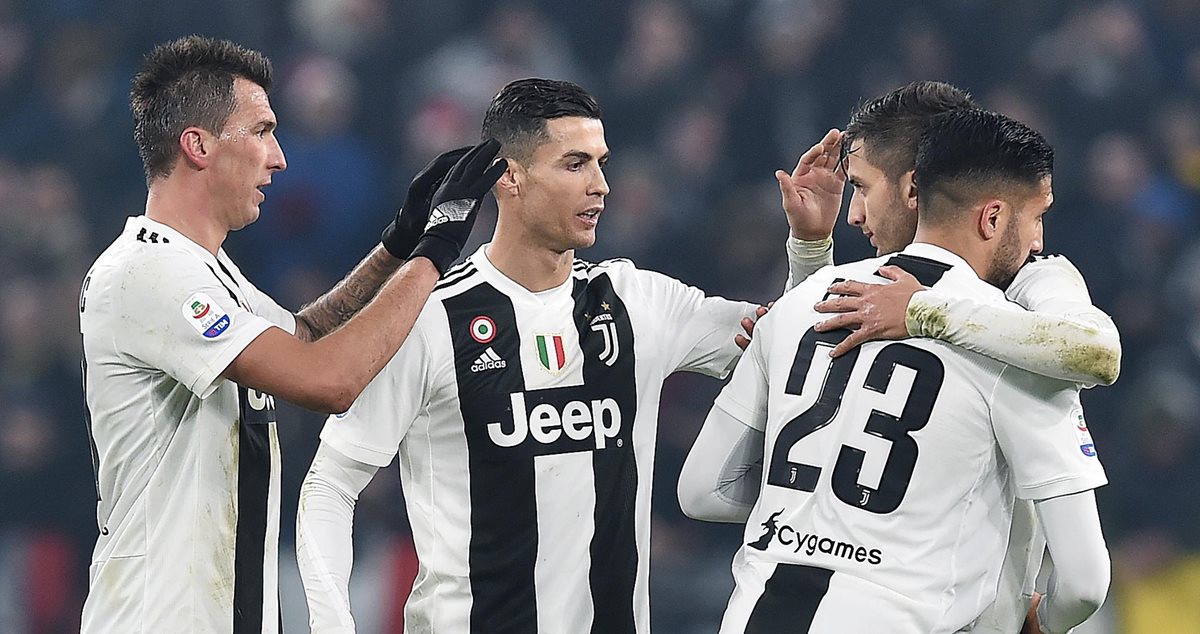 Los jugadores de la Juventus festejaron frente al Inter de Milán. (Foto Prensa Libre: EFE)