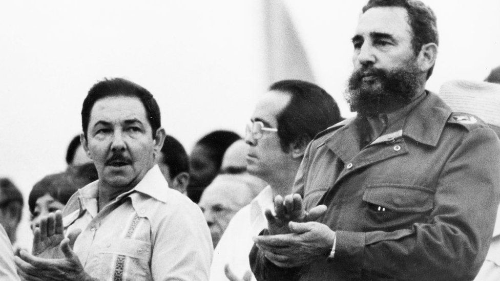 En agosto de 1978, el entonces vicepresidente de Cuba, Raúl Castro, asistía junto a su hermano al Festival de la Juventud en La Habana. AFP/GETTY IMAGES