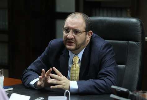 Canciller Fernando   Carrera apoya reforma.
