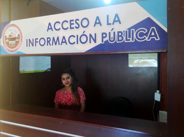 En la Oficina de Acceso de San Juan Cotzal, Quiché, se brinda información pública en Español e Ixil. (Foto Prensa Libre: Óscar Figueroa)