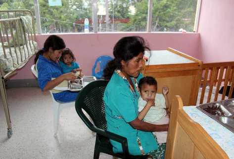 Según la PDH, este tratamiento podría haber servido para atender a seis mil 560 niños con desnutrición aguda (Foto Prensa Libre: Hemeroteca PL)