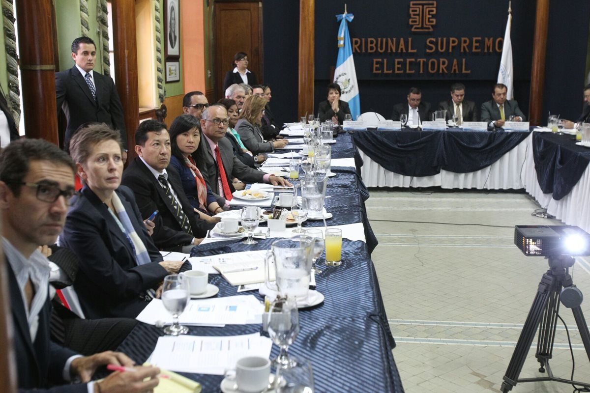 Valerie Julliand, representante de la ONU en Guatemala, participó en la reunión de información del TSE. (Foto Prensa Libre: Esbin García)