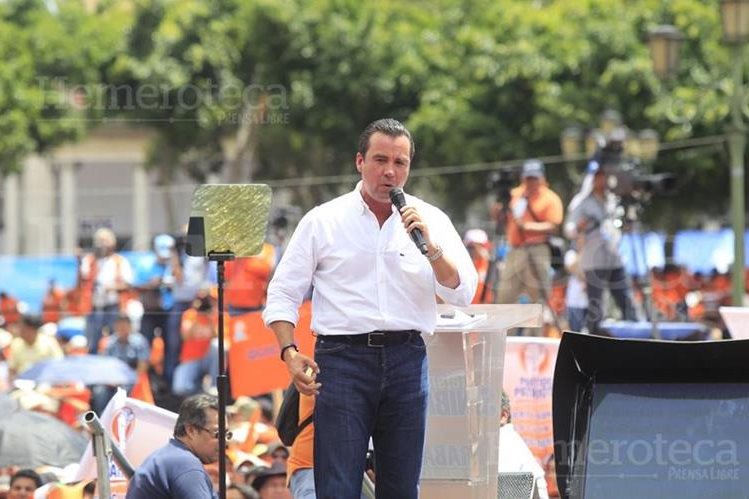 Alejandro Sinibaldi, exministro de Comunicaciones en el Gobierno del Partido Patriota, es buscado por autoridades por el caso Construcción y Corrupción. (Foto HemerotecaPL)