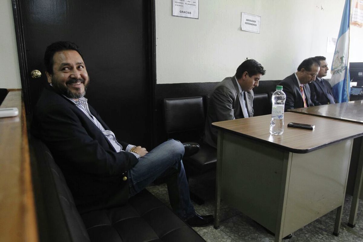 El Tribunal Quinto sentenció a 13 años y cuatro meses al exdiputado Gudy Rivera. (Foto Prensa Libre: Paulo Raquec)