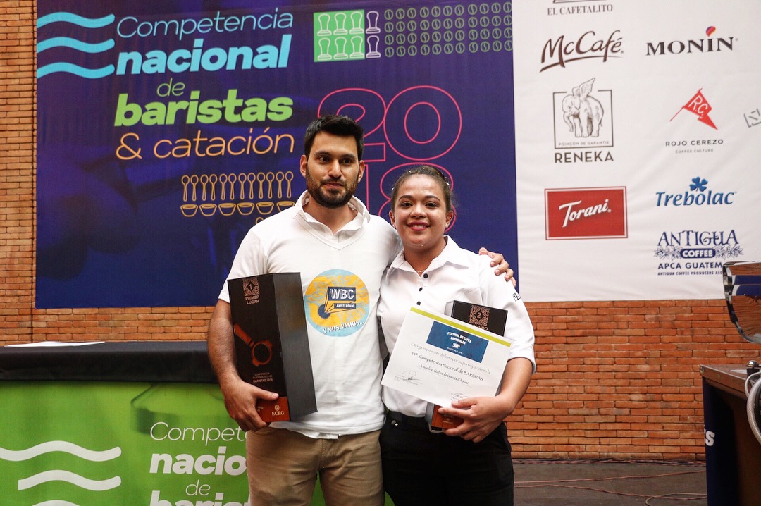 David Solano de Café 12 Onzas, fue el mejor de los 24 baristas participantes, logrando el título de Campeón Nacional de Baristas. (Foto Prensa Libre: Anacafé)