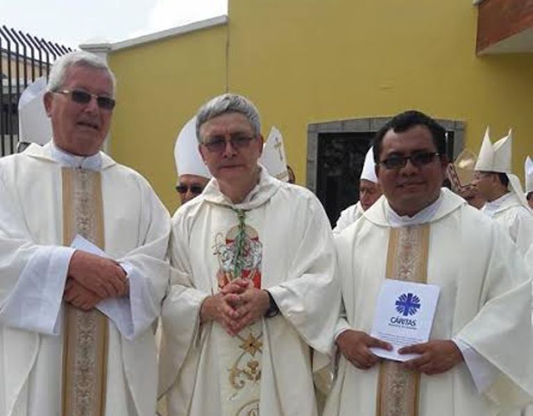 Monseñor Recinos fue ordenado obispo en Esquipulas. (Foto Prensa Libre: Víctor Gómez)