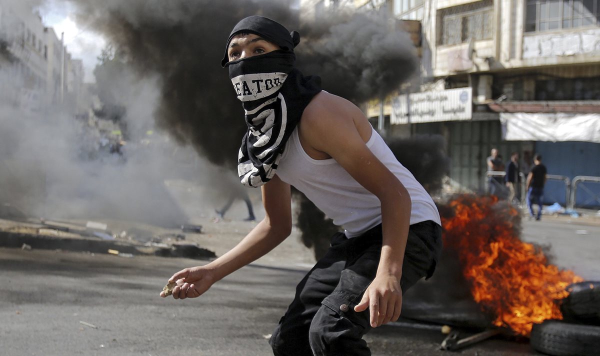 Ilustración. Los israelíes murieron por disparos de palestinos contra su vehículo. (Foto Prensa Libre: EFE).