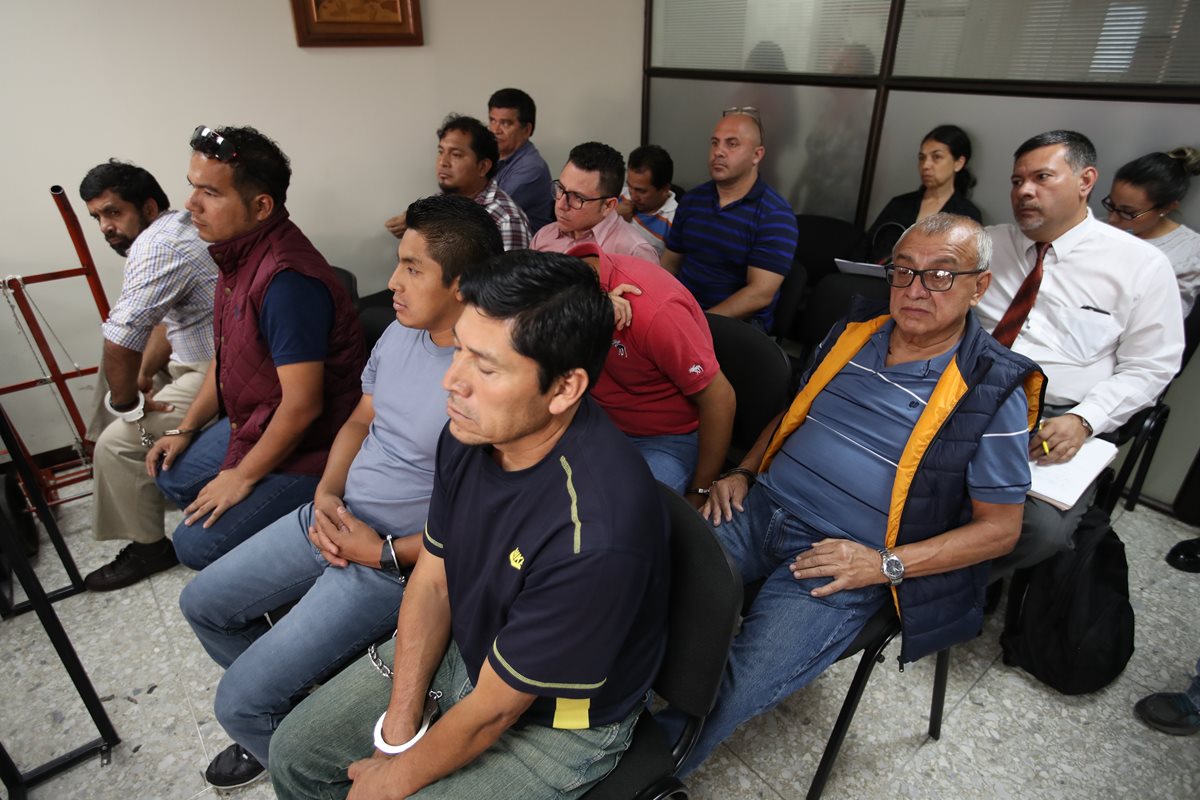 Otros sindicados en el caso durante la audiencia del pasado martes. (Foto Prensa Libre: Hemeroteca PL).
