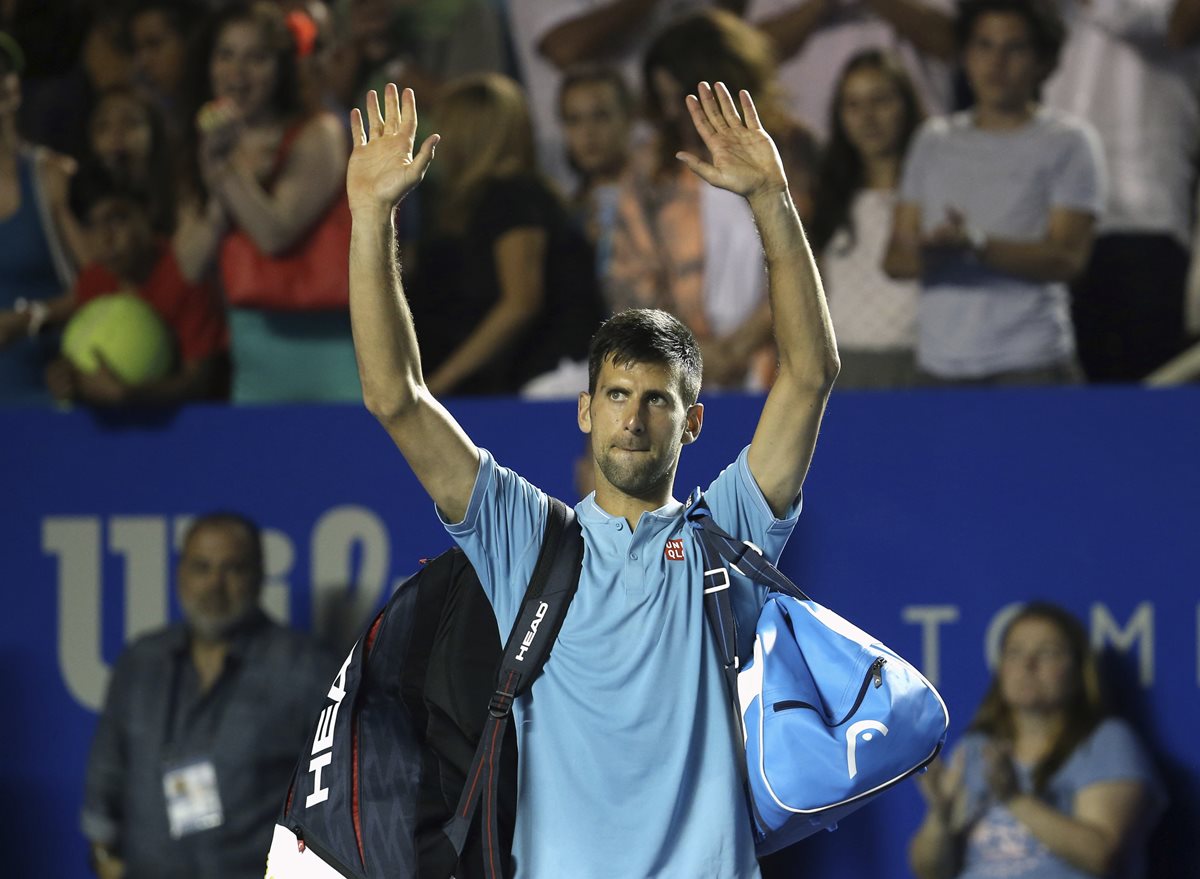 Novak Djokovic fue eliminado en los cuartos de final del torneo de Acapulco. (Foto Prensa Libre: AP)