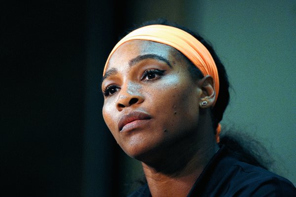 Serena Williams sorprendió con sus movimientos de cadera en un video que se está haciendo viral. (Foto Prensa Libre: AP)