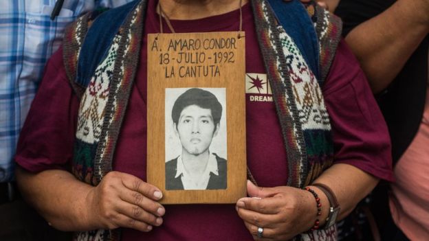 El perdón presidencial que obtuvo Fujimori ha generado polarización en Perú y protestas de las familias de las víctimas. AFP
