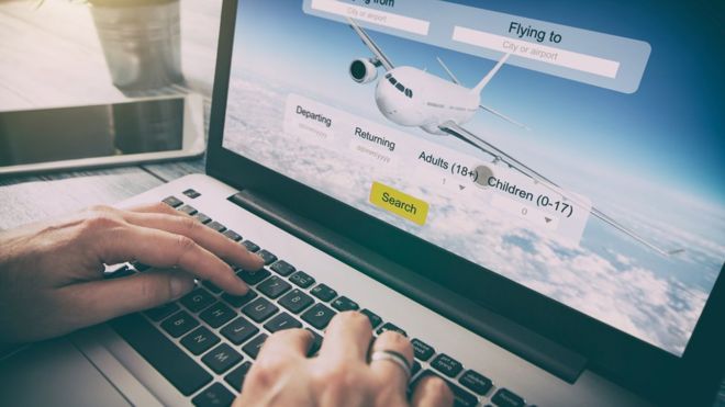 Comprar un vuelo por internet te puede salir más caro de lo que tal vez imaginas. GETTY IMAGES.