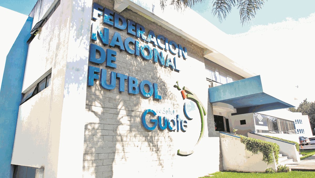 La Federación de Futbol de Guatemala podría ser suspendida por la Fifa. (Foto Hemeroteca PL).
