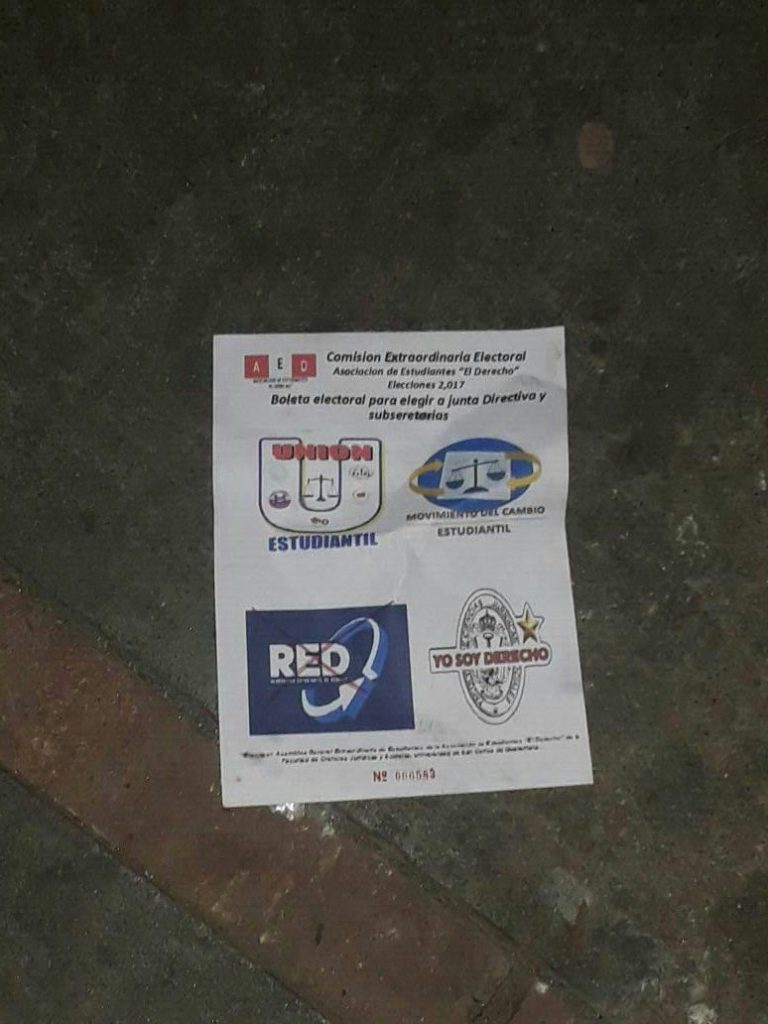 Una papeleta de las elecciones de la Asociación de Estudiantes de la Facultad de Derecho. (Foto Prensa Libre: Cortesía)