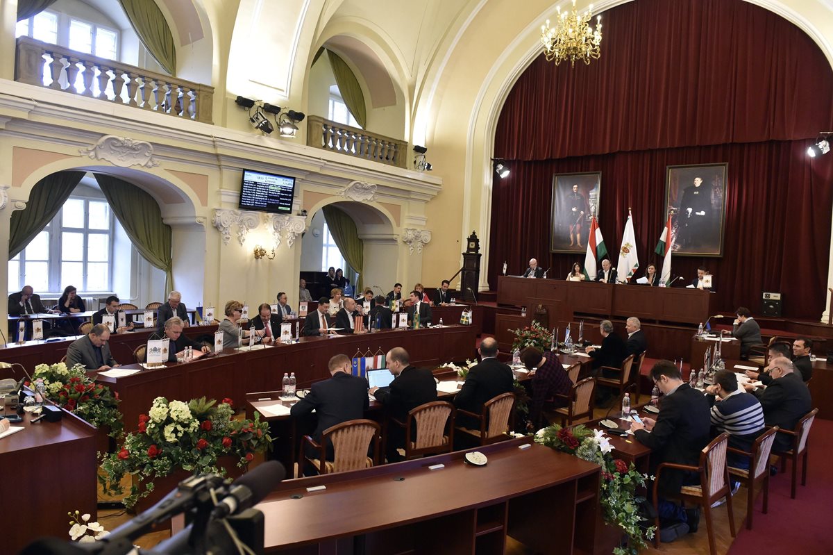 La Asamblea General de Budapest se reunió para descartar su candidatura a los Juegos Olímpicos de 2024. (Foto Prensa Libre: AP)