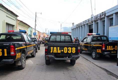 Comisaría 22 de la ciudad de Jalapa donde se halla detenida la pareja que supuestamente robó a bebé. (Foto Prensa Libre: Hugo Oliva)