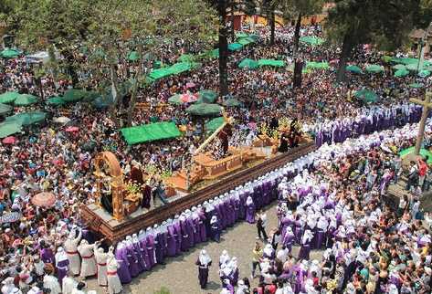 Treinta y seis procesiones recorren las calles de Antigua Guatemala  y sus aldeas cada año. Unos 600 agentes de la PNC serán destinados a mantener la seguridad.