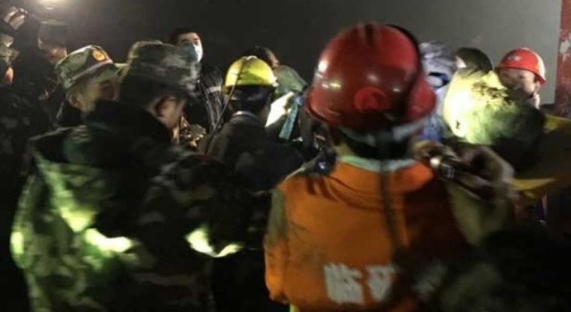 Ilustración. Mueren once trabajadores luego de derrumbe en mina. (Foto Prensa Libre: AP)