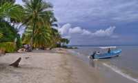 Playa Blanca, Izabal, es uno de los destinos turísticos más bellos de Guatemala.  (Foto HemerotecaPL)