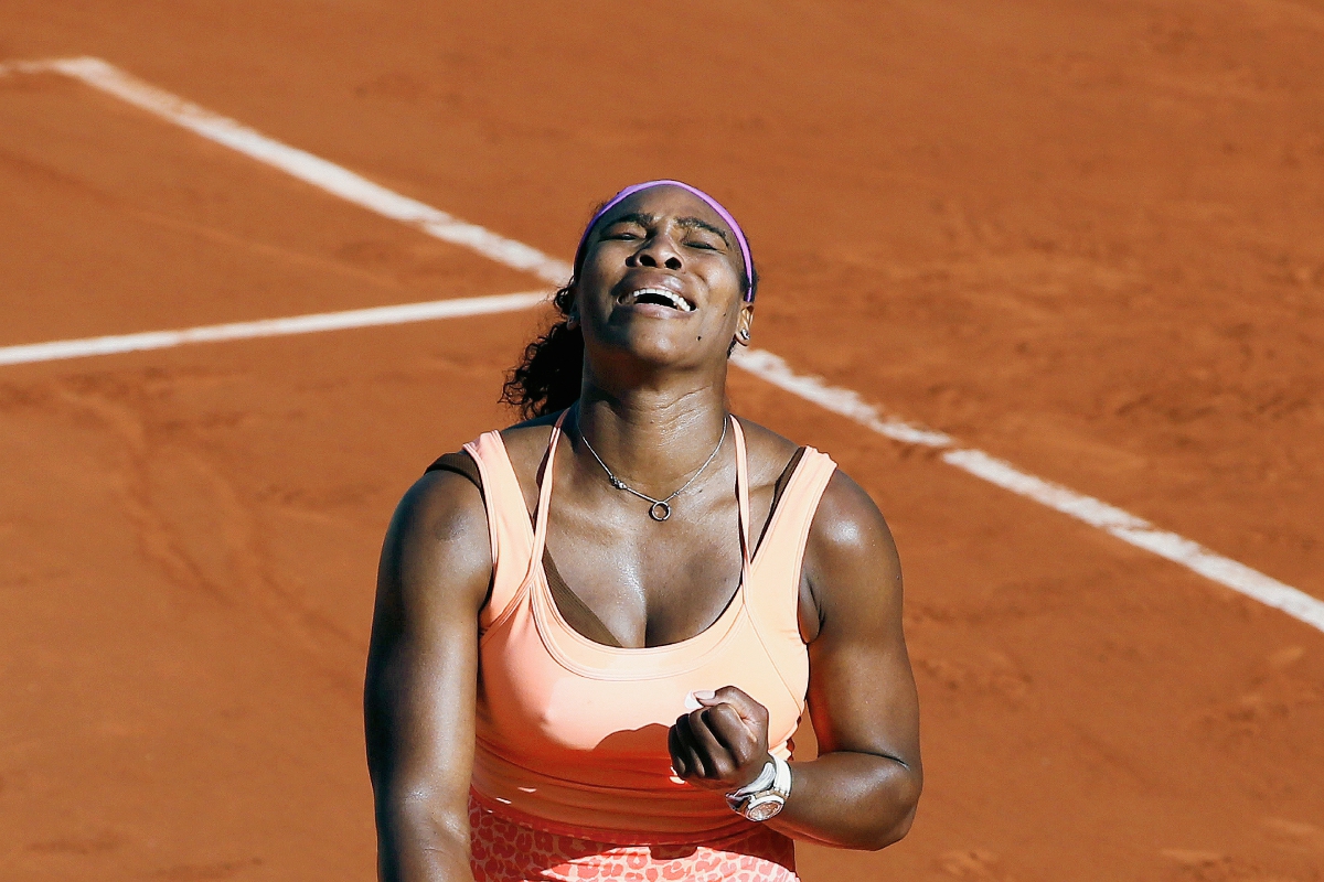 Serena Williams tuvo que remontar para poder llegar a la final del Roland Garros. (Foto Prensa Libre: AP)