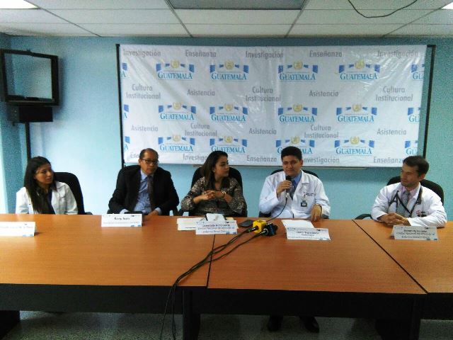 Representantes de las diferentes instituciones anunciaron este lunes, novena edición de la Feria de la Salud Renal. (Foto Prensa Libre: Oscar Felipe Q.)