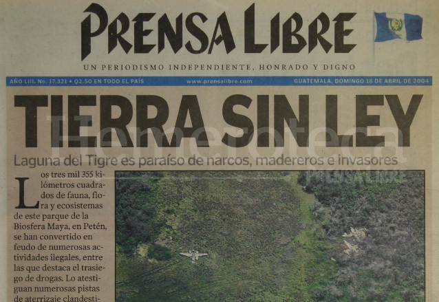Portada de Prensa Libre del 18 de abril de 2004. (Foto: Hemeroteca PL)