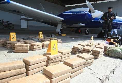 La despenalización permitiría que los narcóticos pasen por el territorio nacional. (Foto Prensa Libre: Archivo)