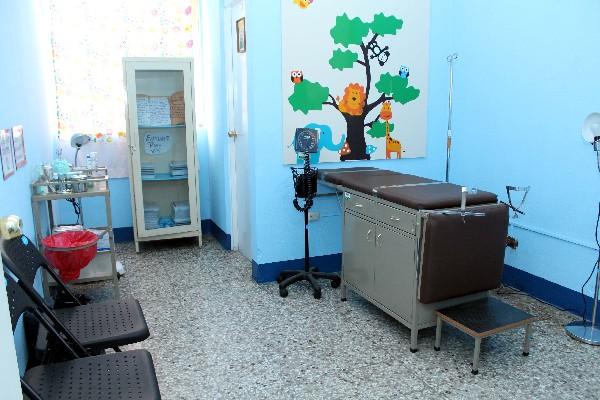 Parte de la clínica  de atención a la víctima que fue habilitada en el Hospital Nacional de Retalhuleu.