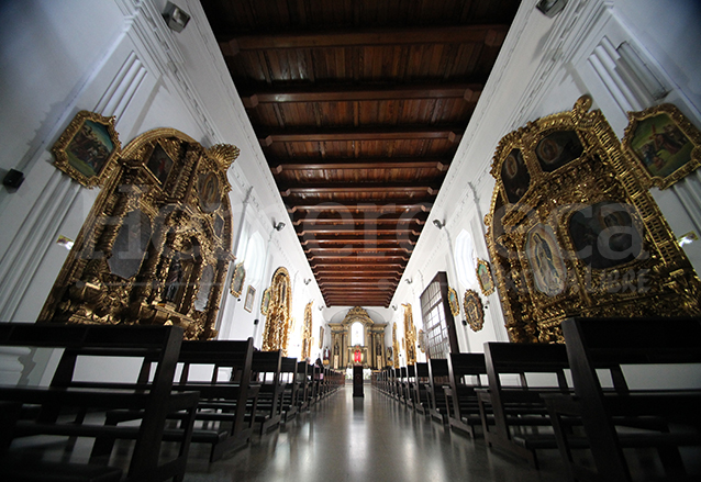 Interior del Templo de Capuchinas. (Foto: Hemeroteca PL)