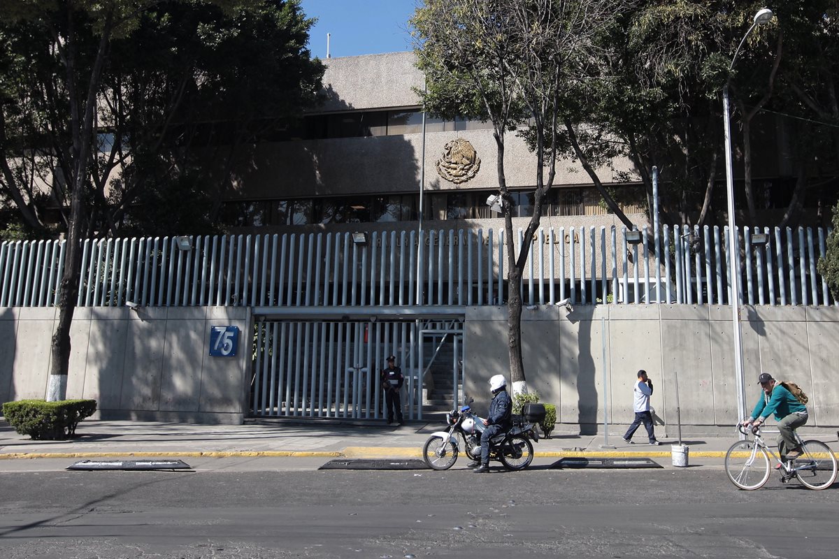 Instalaciones de la Procuraduría General de la República, en Ciudad de México, donde se investiga a la actriz Kate del Castillo. (Foto Prensa Libre: EFE).