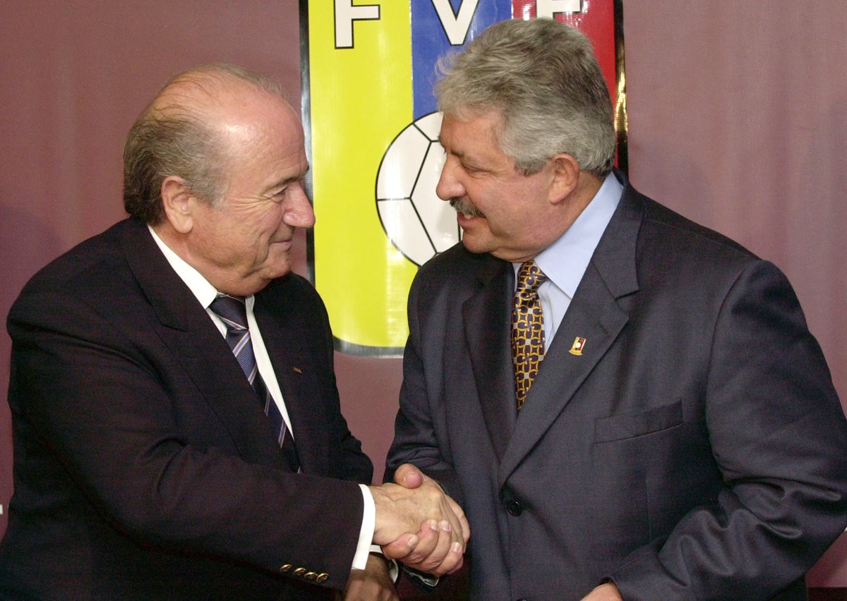 El mandamás del futbol venezolano Rafael Esquivel se pronunció inocente y quedó detenido. (Foto Prensa Libre: AFP)