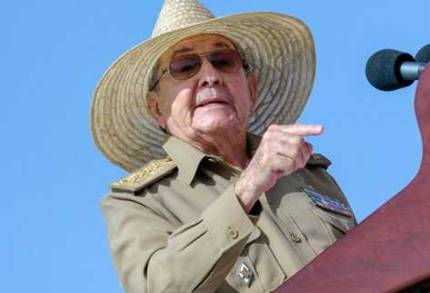 El presidente cubano Raúl Castro en Santiago de Cuba el 26 de julio pasado. (Foto Prensa Libre: AFP)