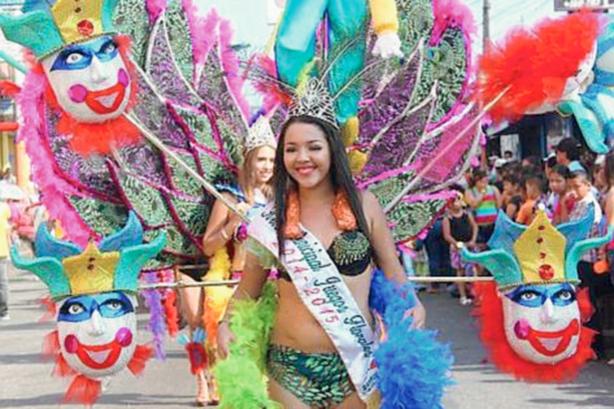 Reina de belleza engalana Carnaval de Mazatenango. (Foto Prensa Libre: Danilo López)
