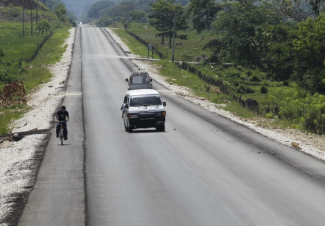La Franja Transversal del Norte son más de 300 kilómetros que unirían al país desde Izabal hasta Huehuetenango, con beneficios principalmente para el sector comercial. (Foto Prensa Libre: Hemeroteca PL)