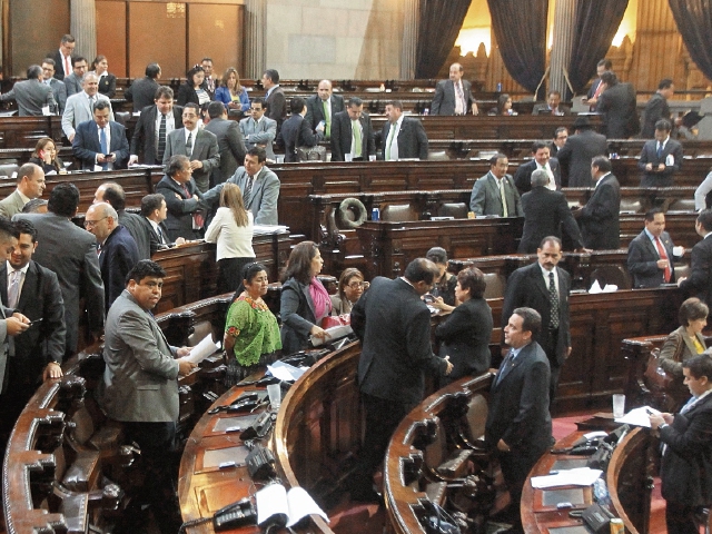 esta semana el Congreso aprobó en tercera lectura la Ley de Competencia, la cual quedará para su discusión el próximo año. (Foto Prensa Libre: Hemeroteca PL)